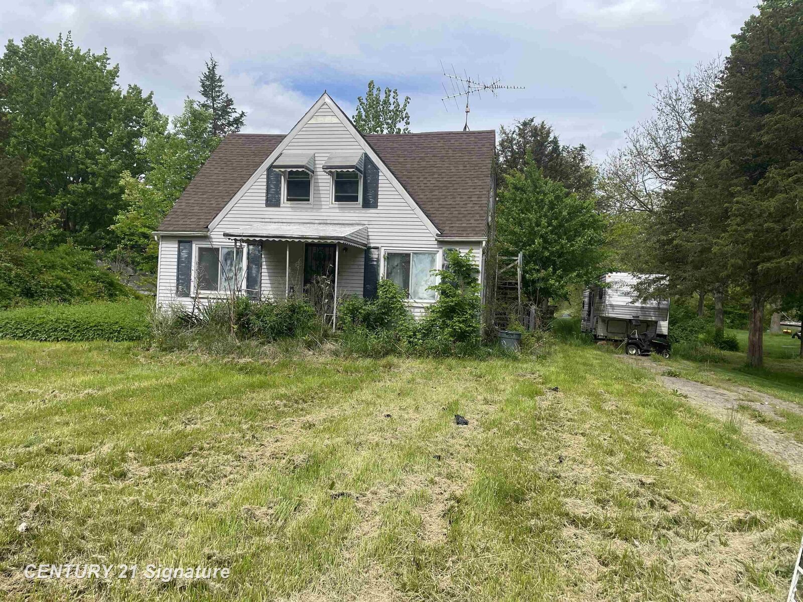 Property Photo: 6173 N McKinley Road MI 48433