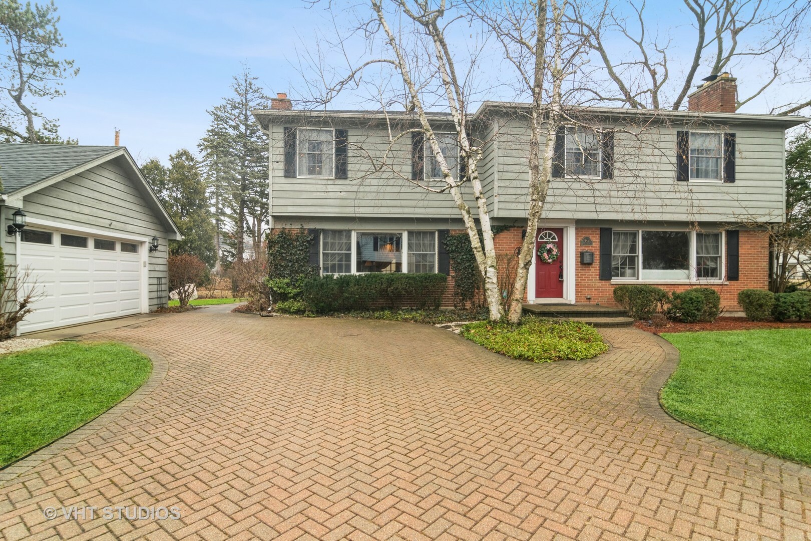 401 S Carlyle Place  Arlington Heights IL 60004 photo