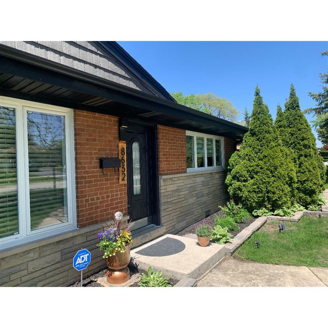 Property Photo: 8632 New England Avenue IL 60459
