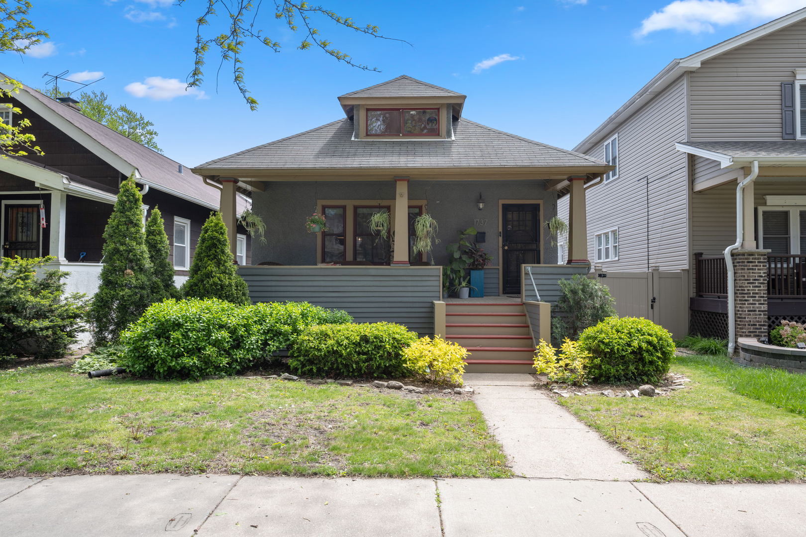 Property Photo:  1737 W 105th Street  IL 60643 