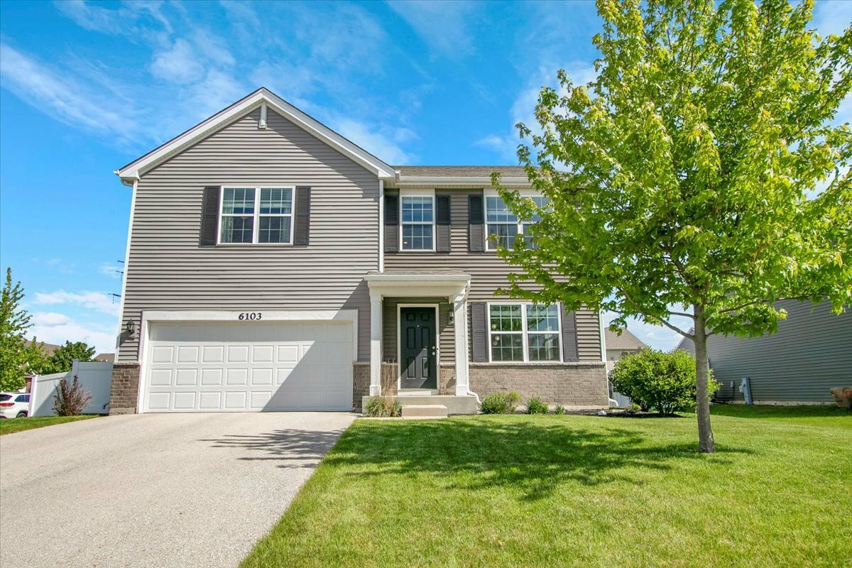 Property Photo: 6103 Winterhaven Drive IL 60431