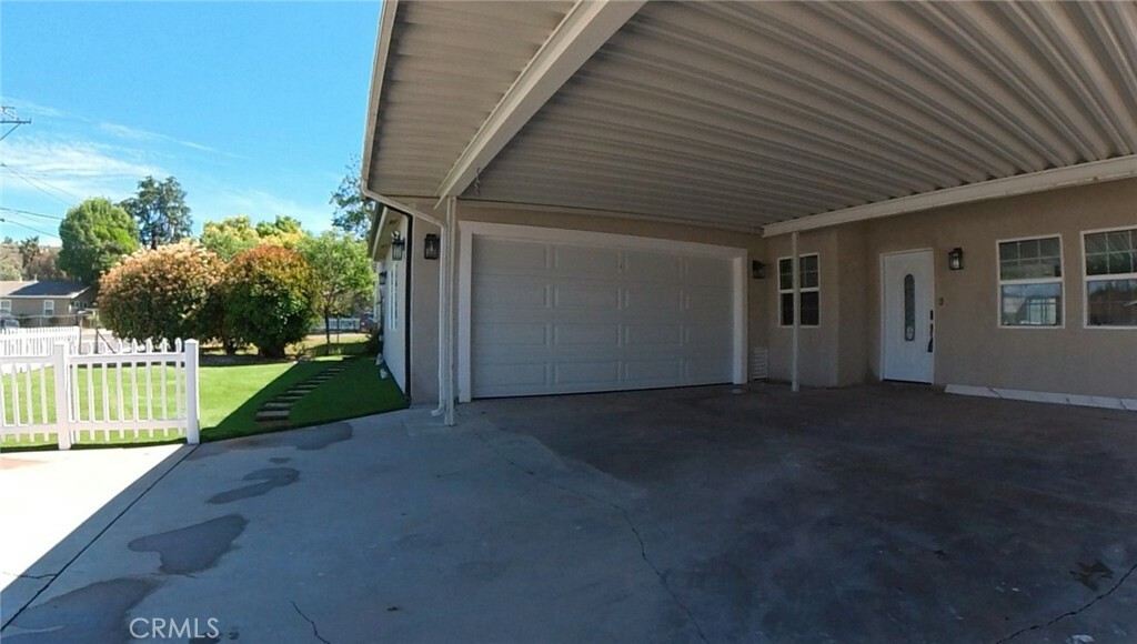 Property Photo: 25109 Fourl Road CA 91321