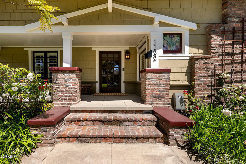 Property Photo: 1122 Stratford Avenue CA 91030