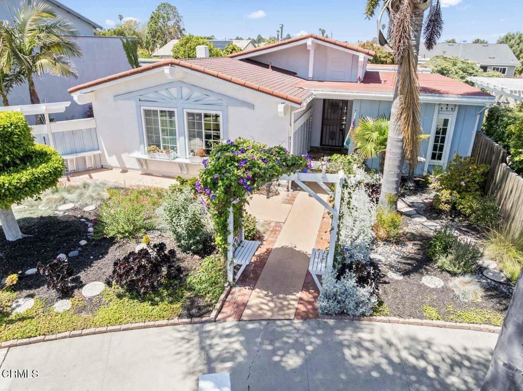 Property Photo: 1805 Adelaide Court CA 93035