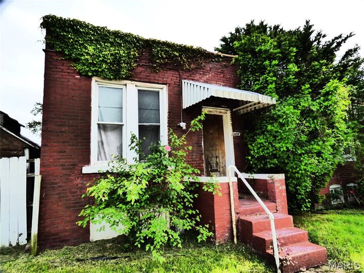 Property Photo:  4448 -4458 Swan Ave  MO 63110 