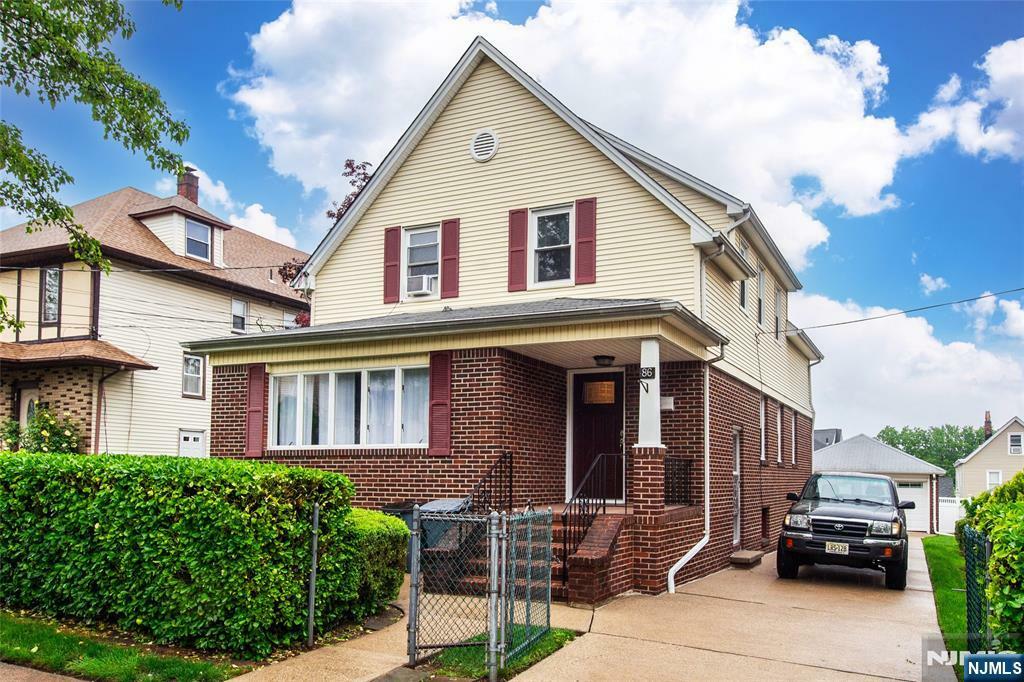 Property Photo:  86 Cedar Street 1  NJ 07026 