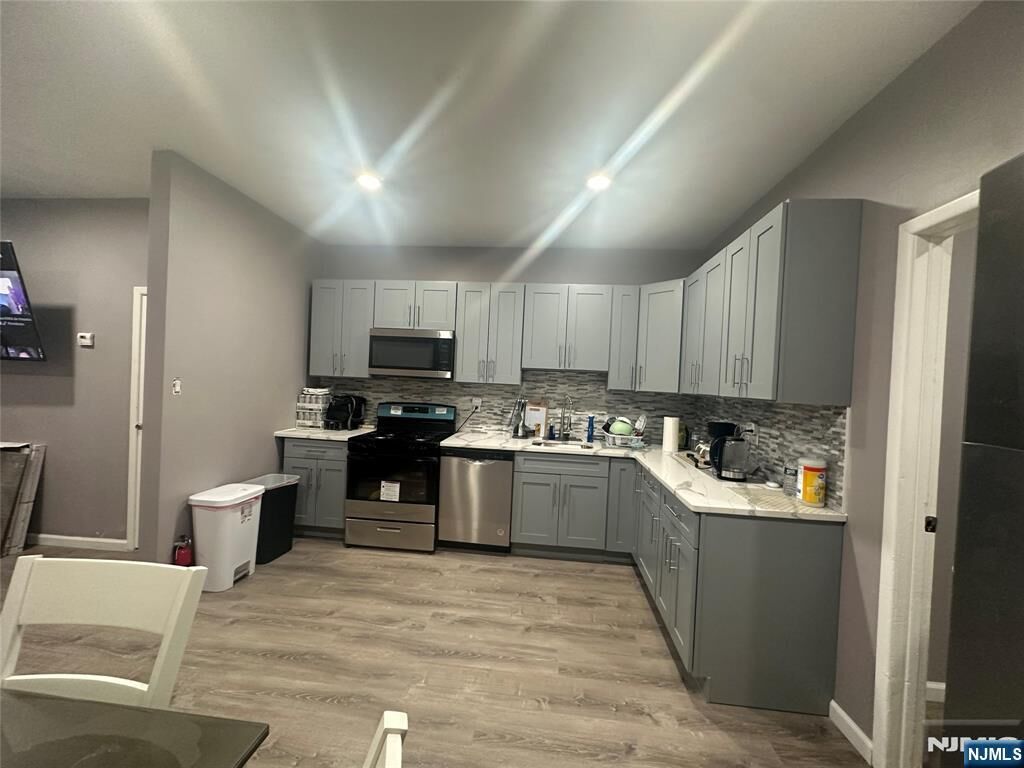 Property Photo:  422 Avenue C  NJ 07002 