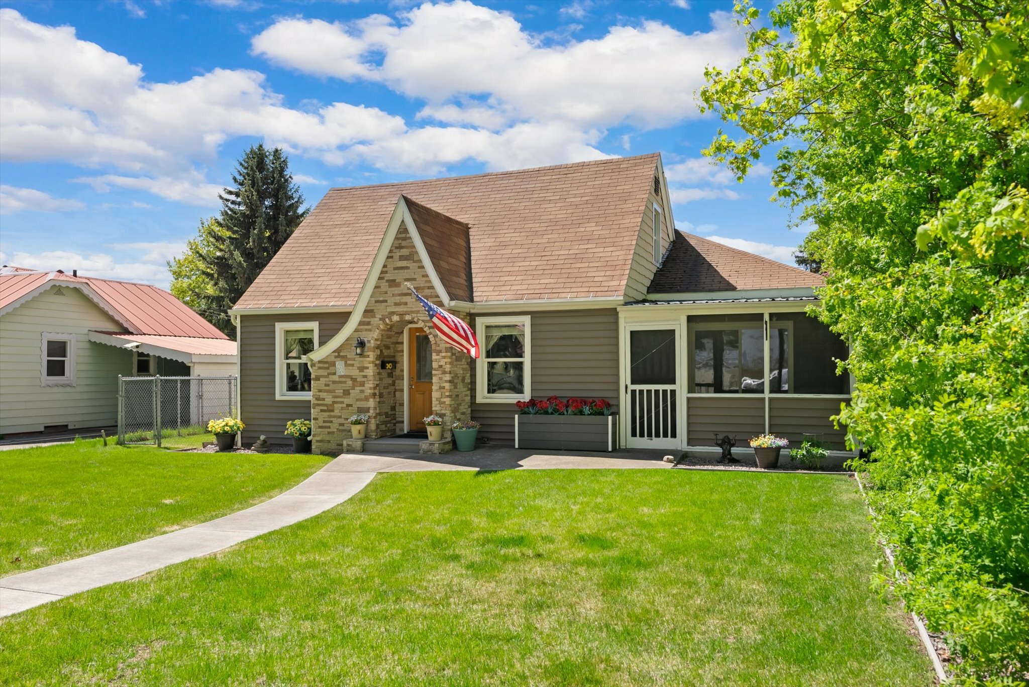 Property Photo: 690 1st Avenue MT 59901