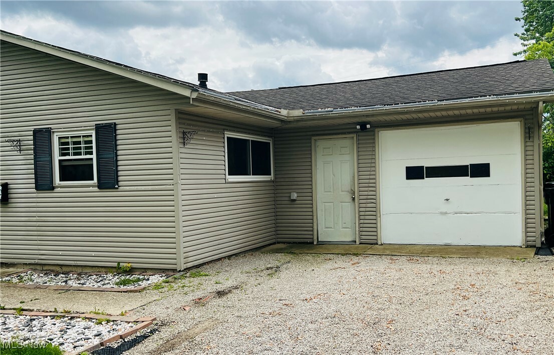 Property Photo: 989 Fairwood Boulevard OH 44035