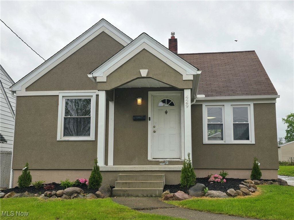 Property Photo: 429 N Osborn Avenue OH 44509