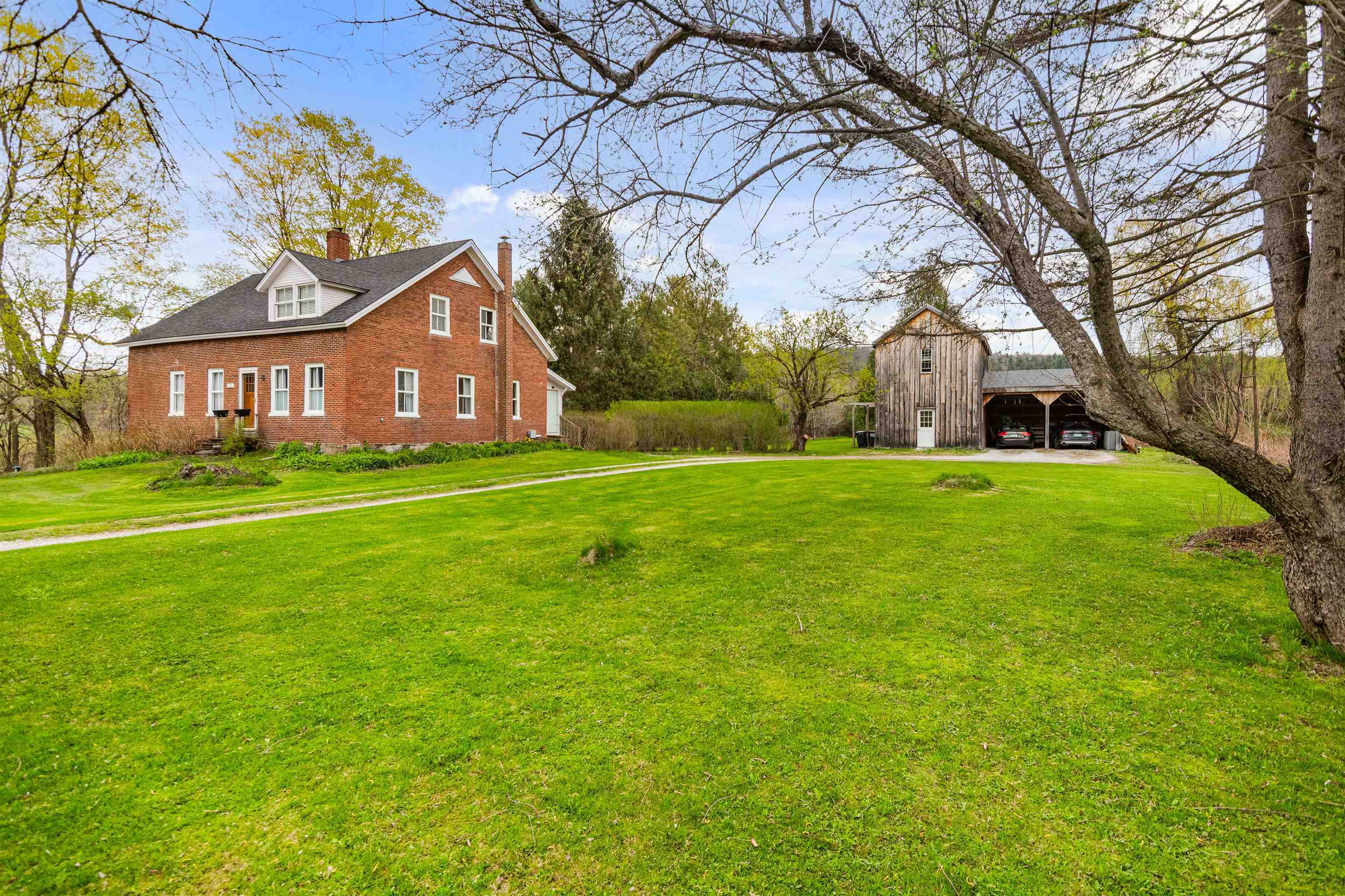 Property Photo: 5479 St George Road VT 05495