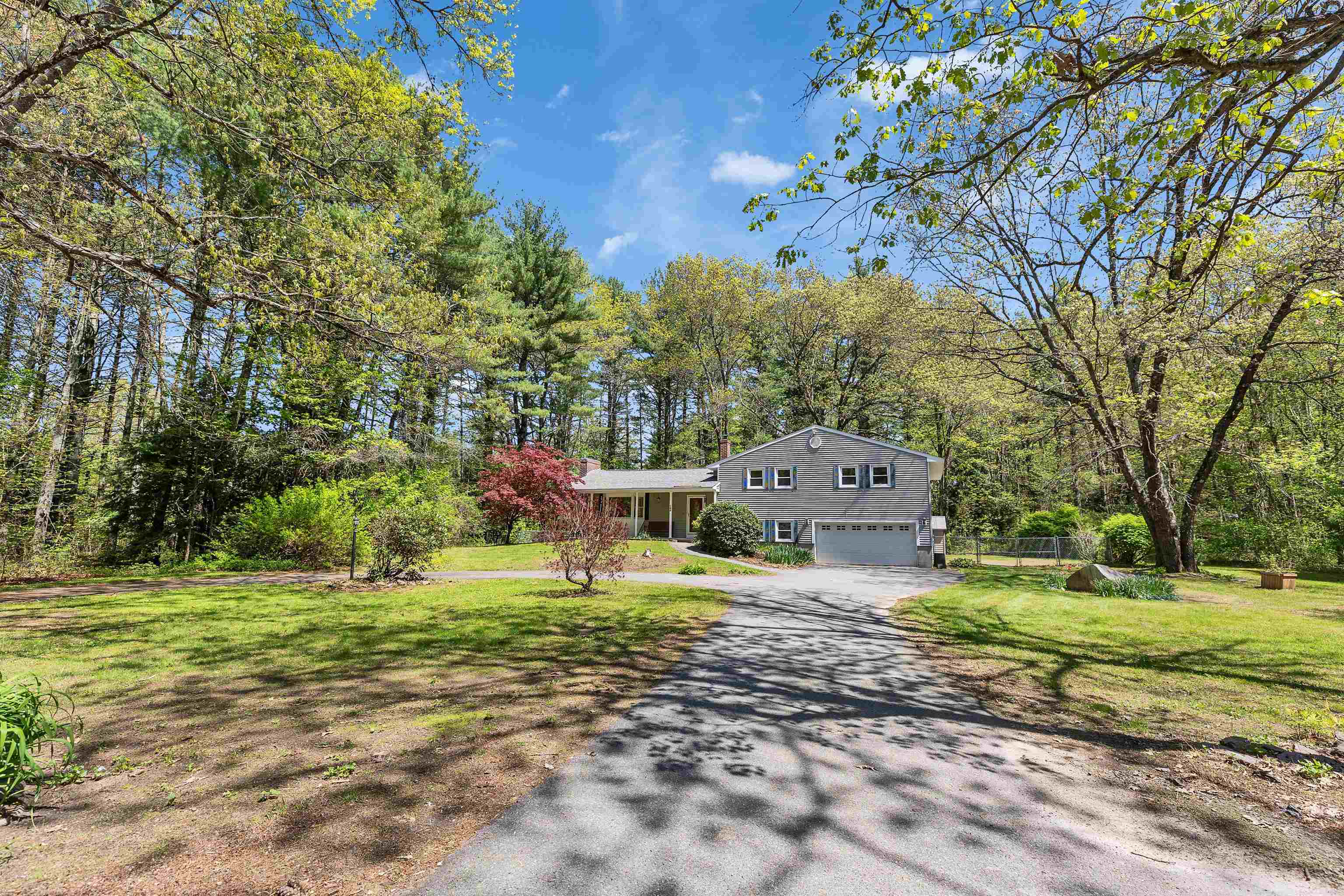 145 Hillcrest Road  Litchfield NH 03052 photo