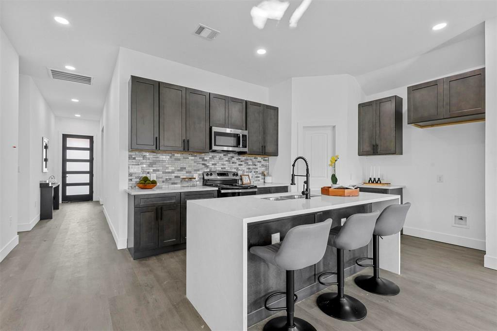 Photo de la propriété: 815 Lake View Ridge TX 76108