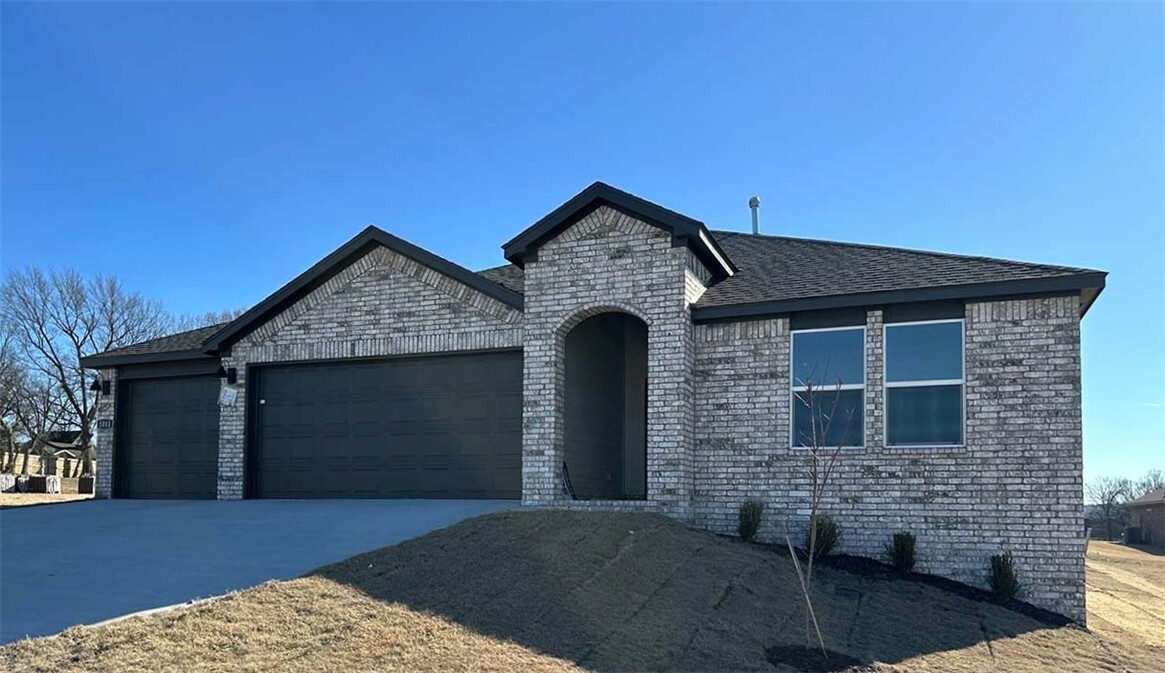 581 Crystal Drive  Prairie Grove AR 72753 photo