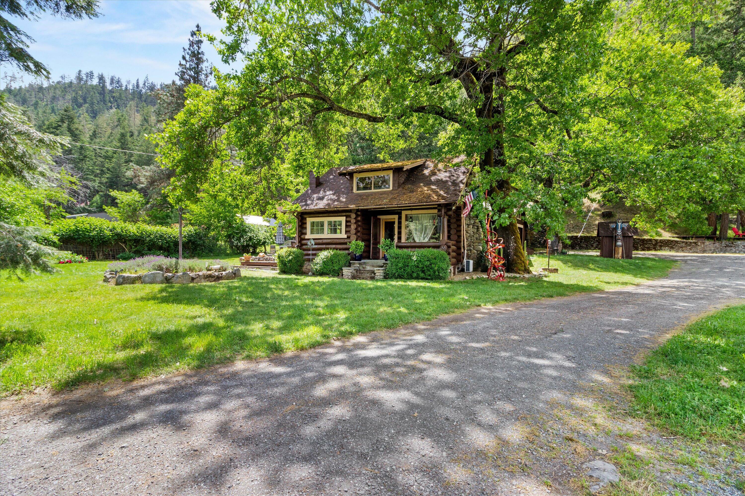 Property Photo: 3554 Thompson Creek Road OR 97530