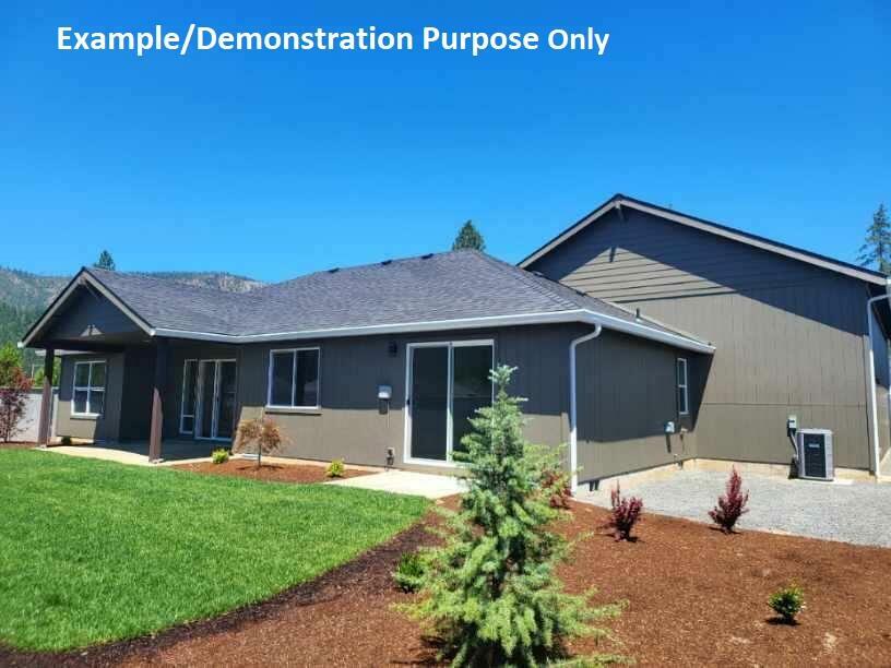 Property Photo: 135 Cabernet Circle OR 97523