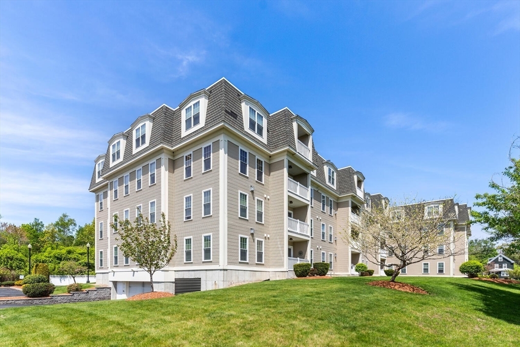 Property Photo: 48 Denver St 304 MA 01906
