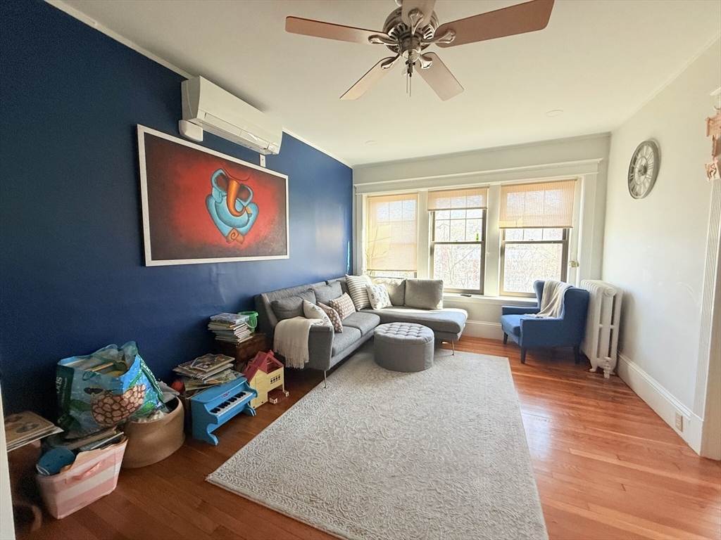 Property Photo: 1584 Beacon St 1 MA 02446