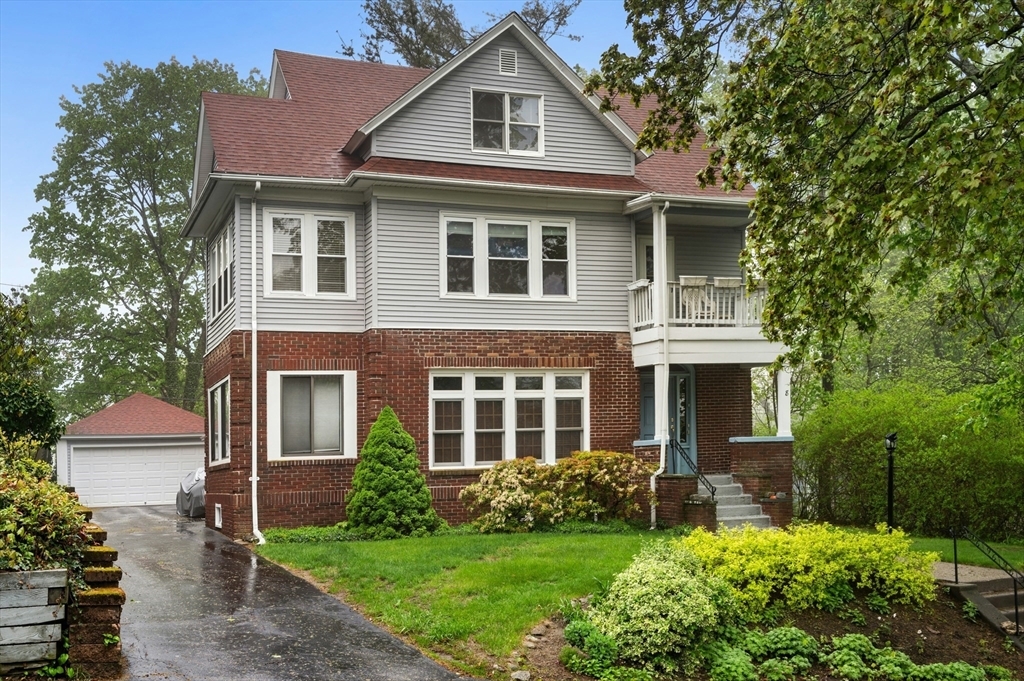 Property Photo: 8 Tahanto Road 2 MA 01602