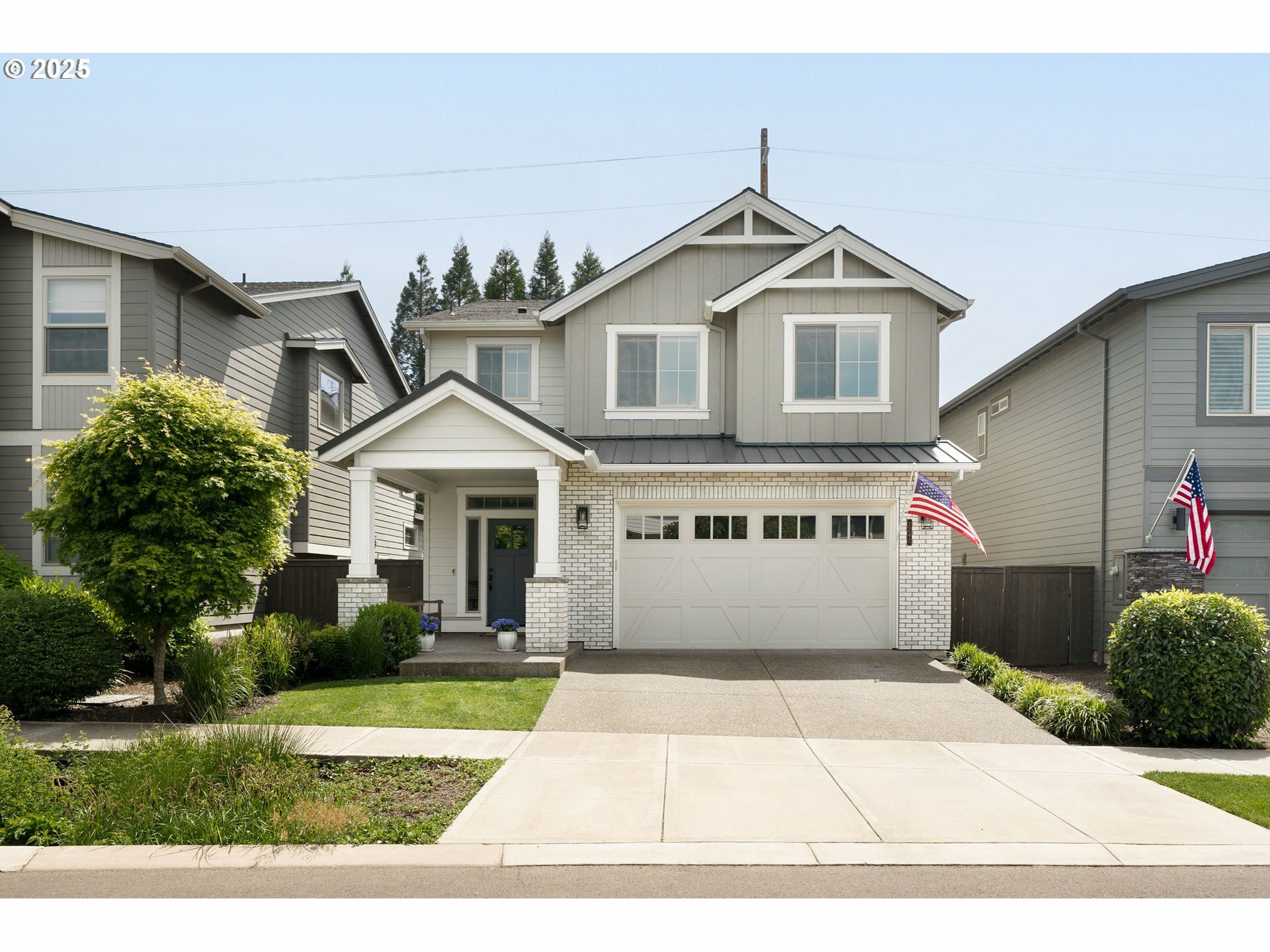 Property Photo: 7242 SW Bay Ln OR 97070