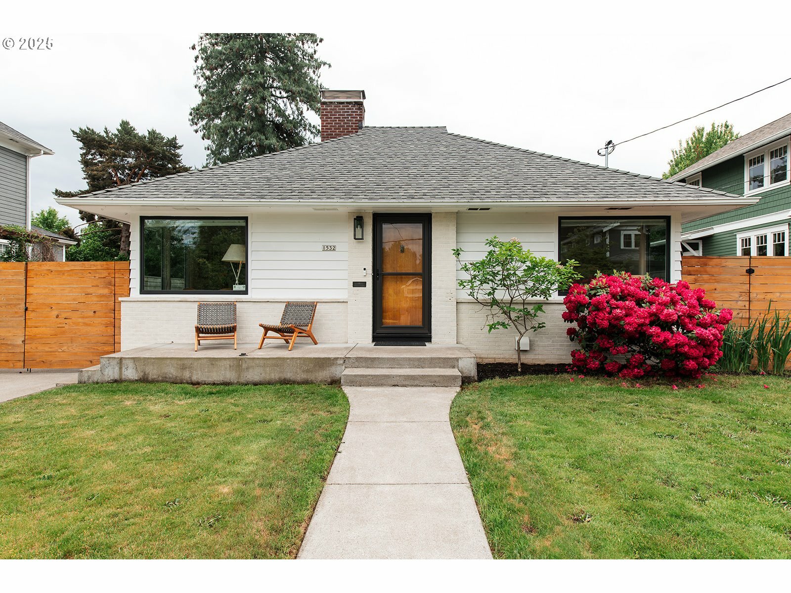 1532 SE Malden St  Portland OR 97202 photo