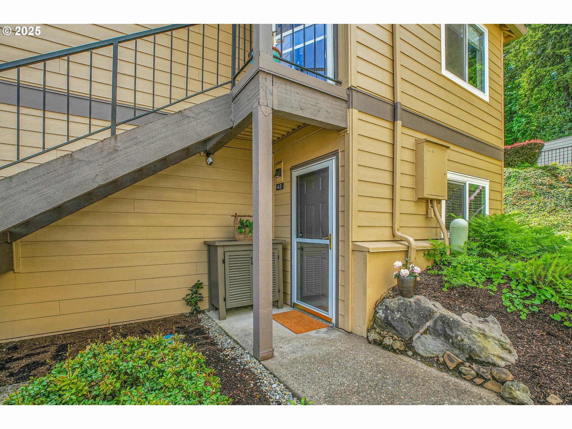 Property Photo: 20915 Fawn Ct 43 OR 97068