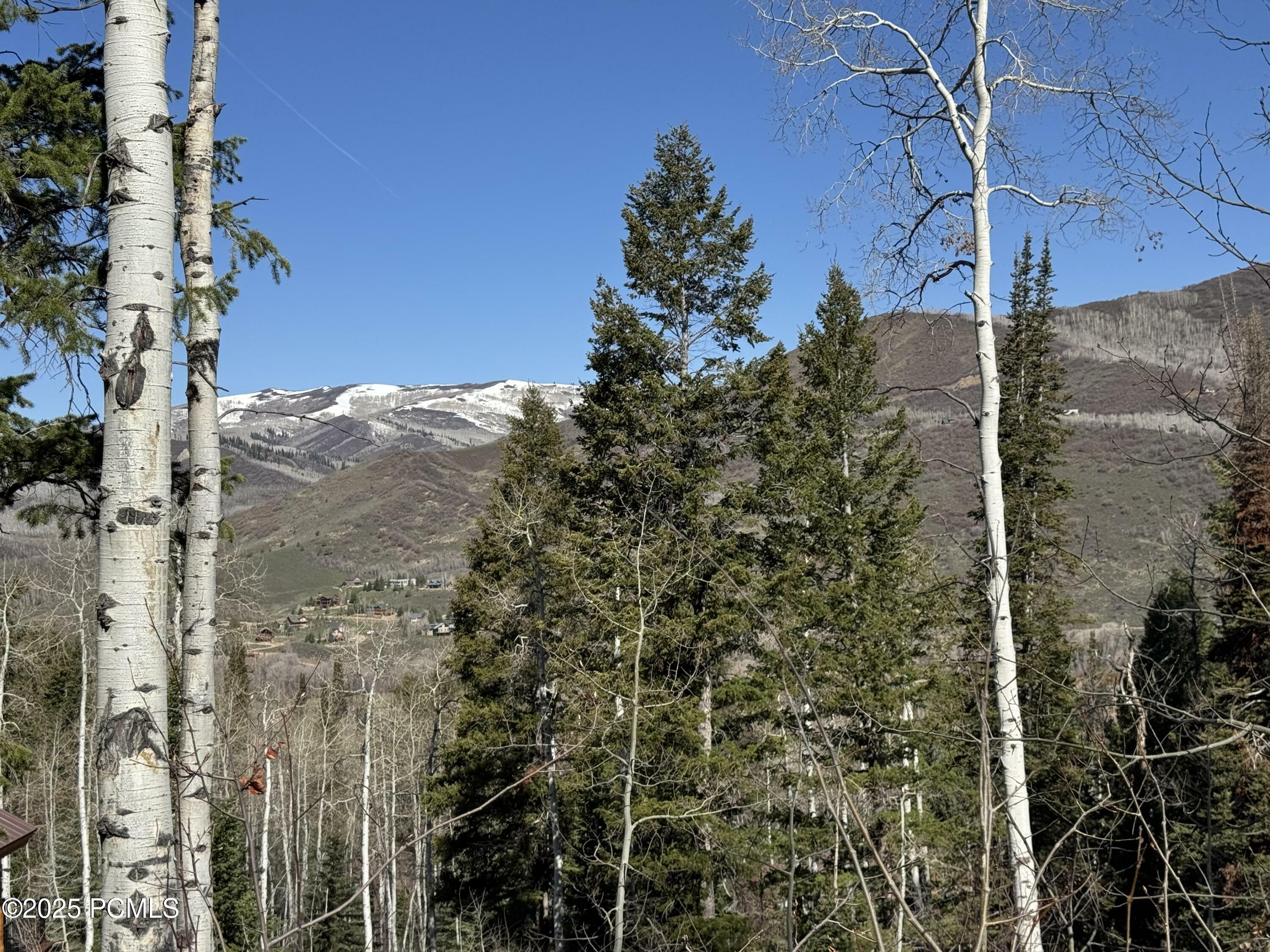 Property Photo: 662 Red Fir Way UT 84055
