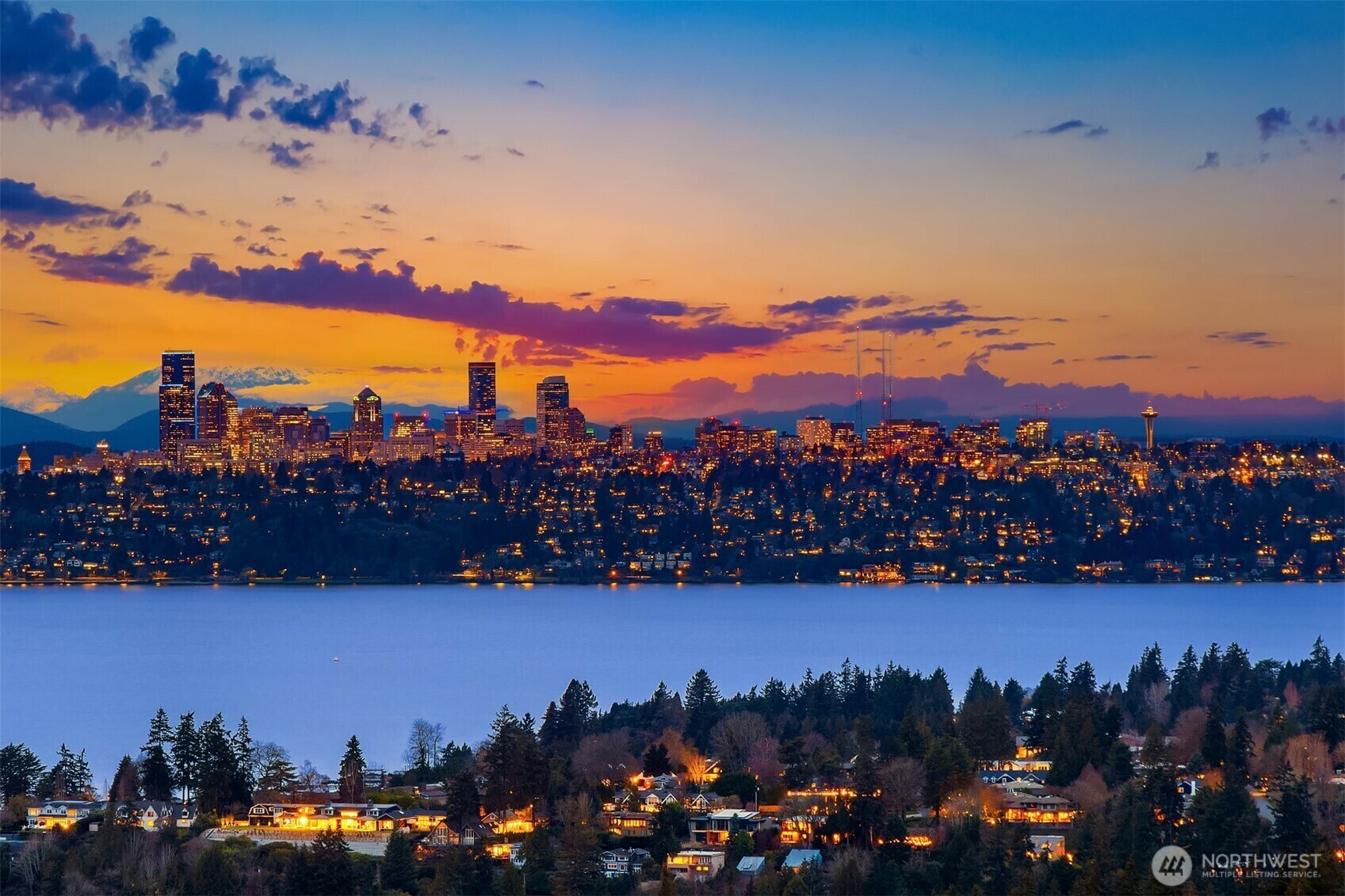 Property Photo: 650 Bellevue Way NE 4004 WA 98004