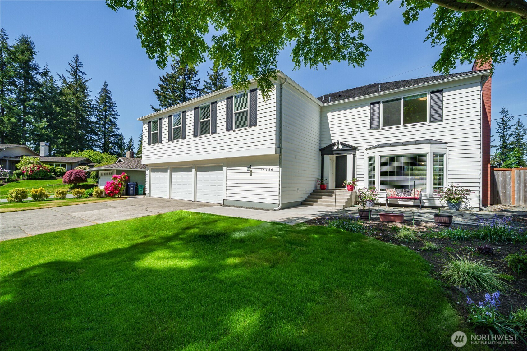 Property Photo:  14120 SE 167th Street  WA 98058 