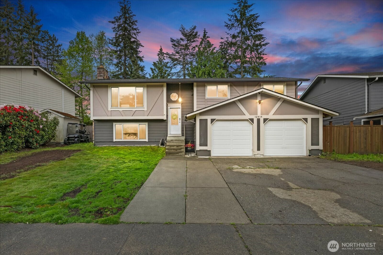 Property Photo: 12919 SE 185th Street WA 98058