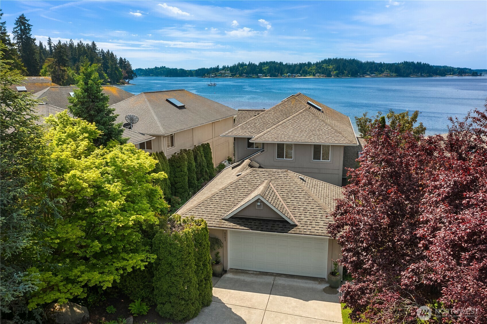 Property Photo: 4582 Point White Drive NE WA 98110