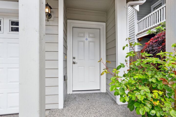 Property Photo:  11812  14th Avenue W  WA 98204 