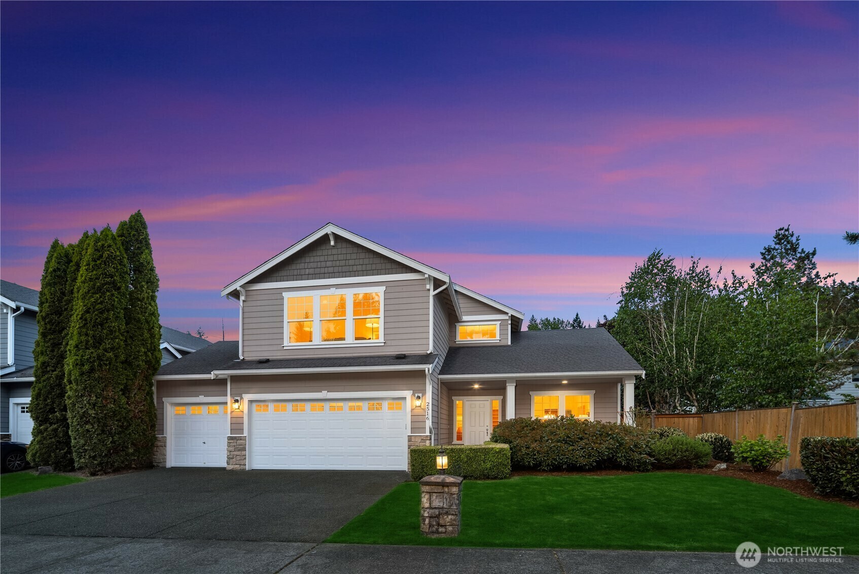 Property Photo: 2516 248th Place NE WA 98074