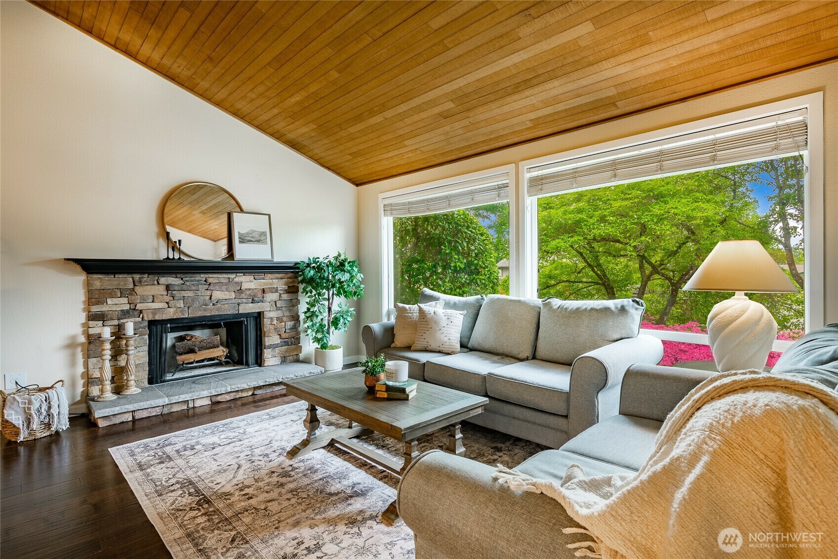 Property Photo: 10640 157th Avenue NE WA 98052