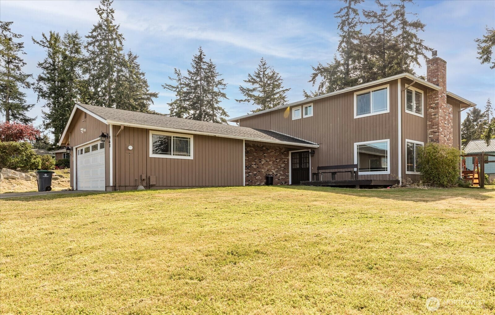 Property Photo: 960 Capital Street WA 98277