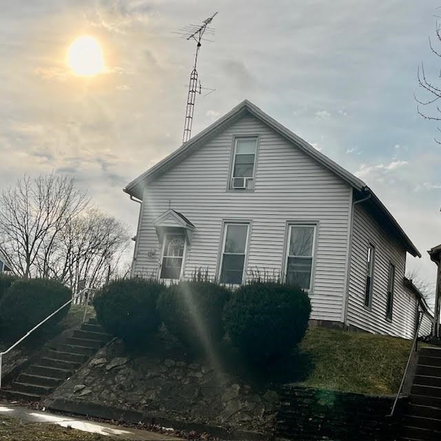 Property Photo: 420 N 14th Street IN 47374
