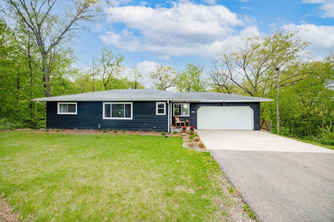 Property Photo: 9635 North Arrowhead Shores Road WI 53534