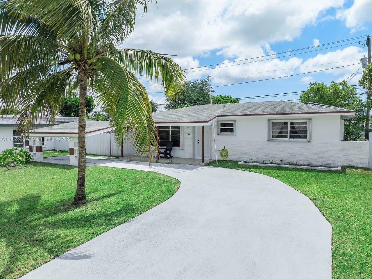 Property Photo: 17331 SW 119th Ave FL 33177