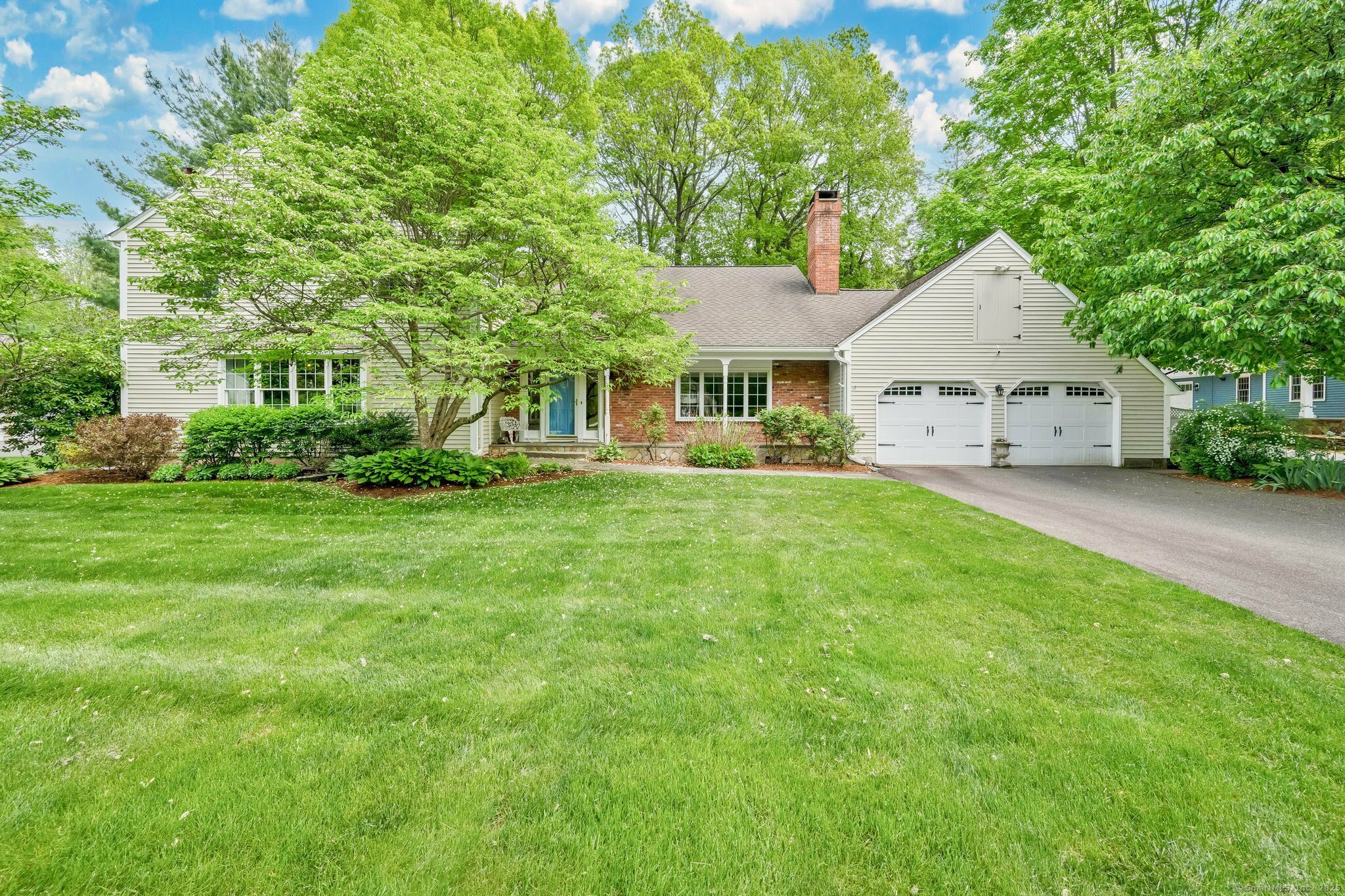 Property Photo: 119 Stonepost Road CT 06033