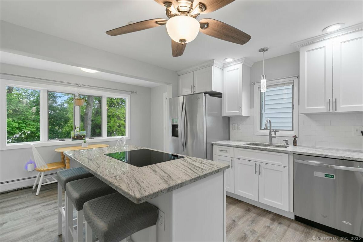 Property Photo: 49 Hillside Avenue CT 06516