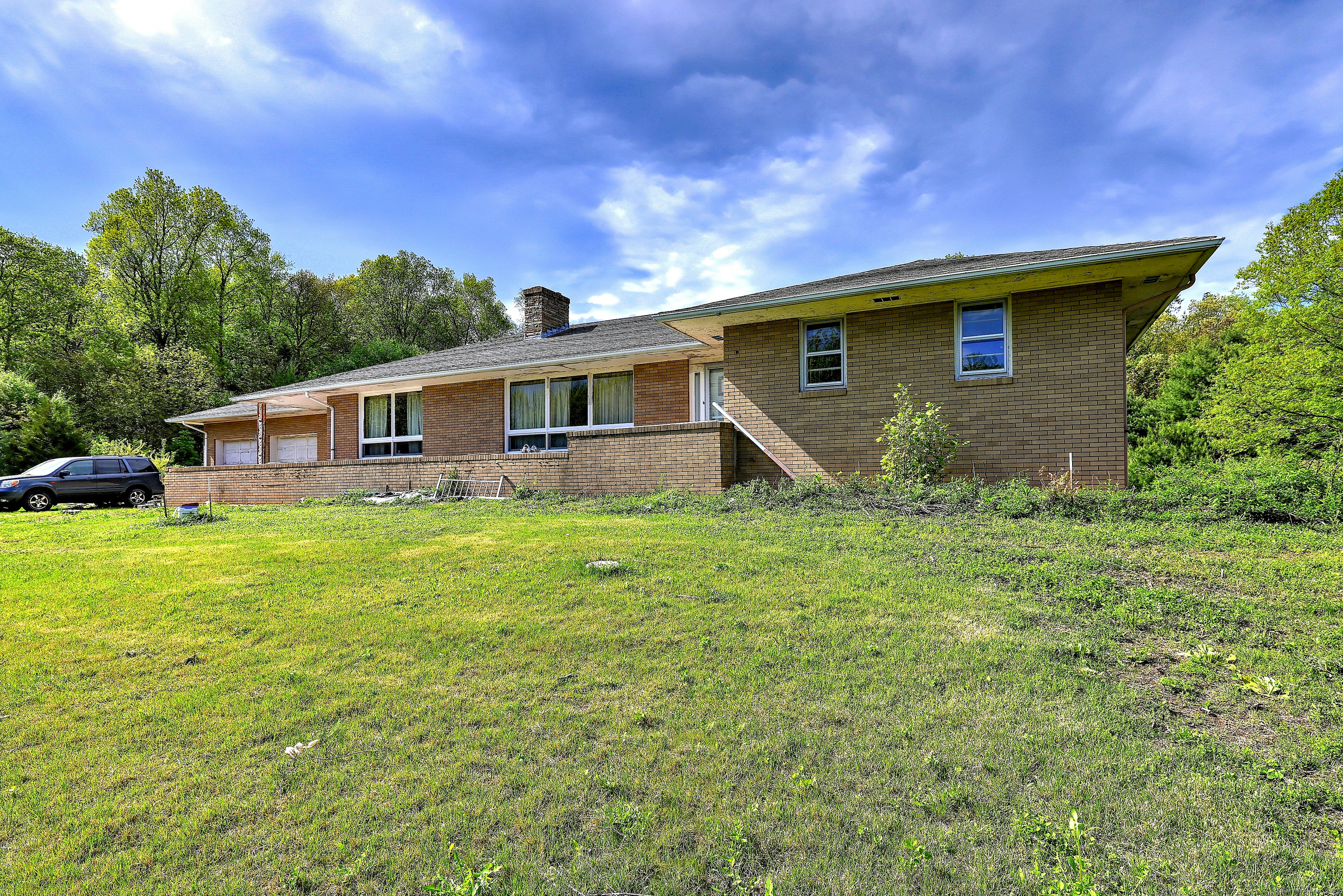 Property Photo: 23 Pinesbridge Road CT 06478