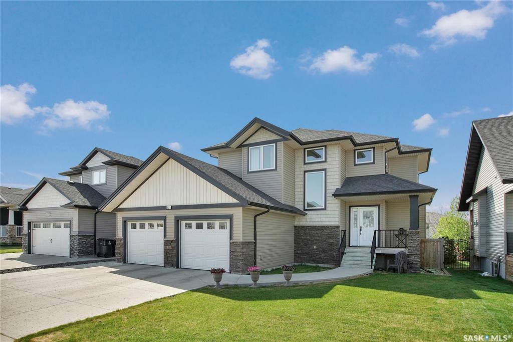 525 Redwood Crescent  Warman SK S0K 4S2 photo
