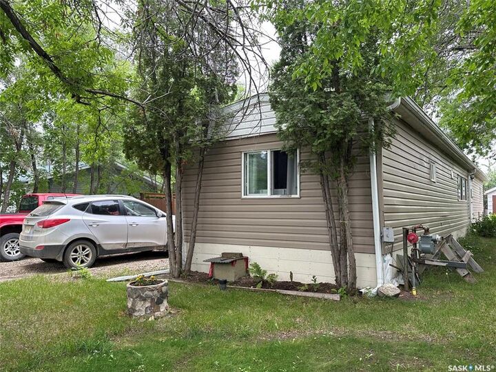 Property Photo: 63 Donald Place SK S0G 1C0