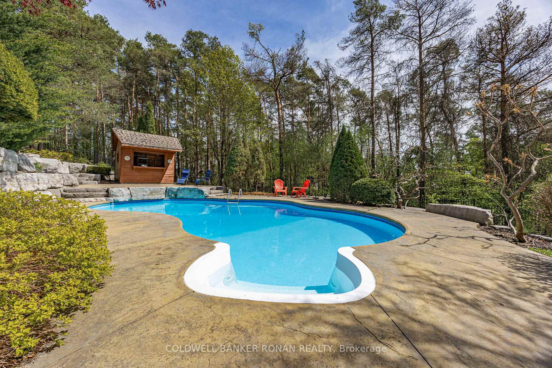 Property Photo: 3 Pyne Hills Court ON L0G 1W0