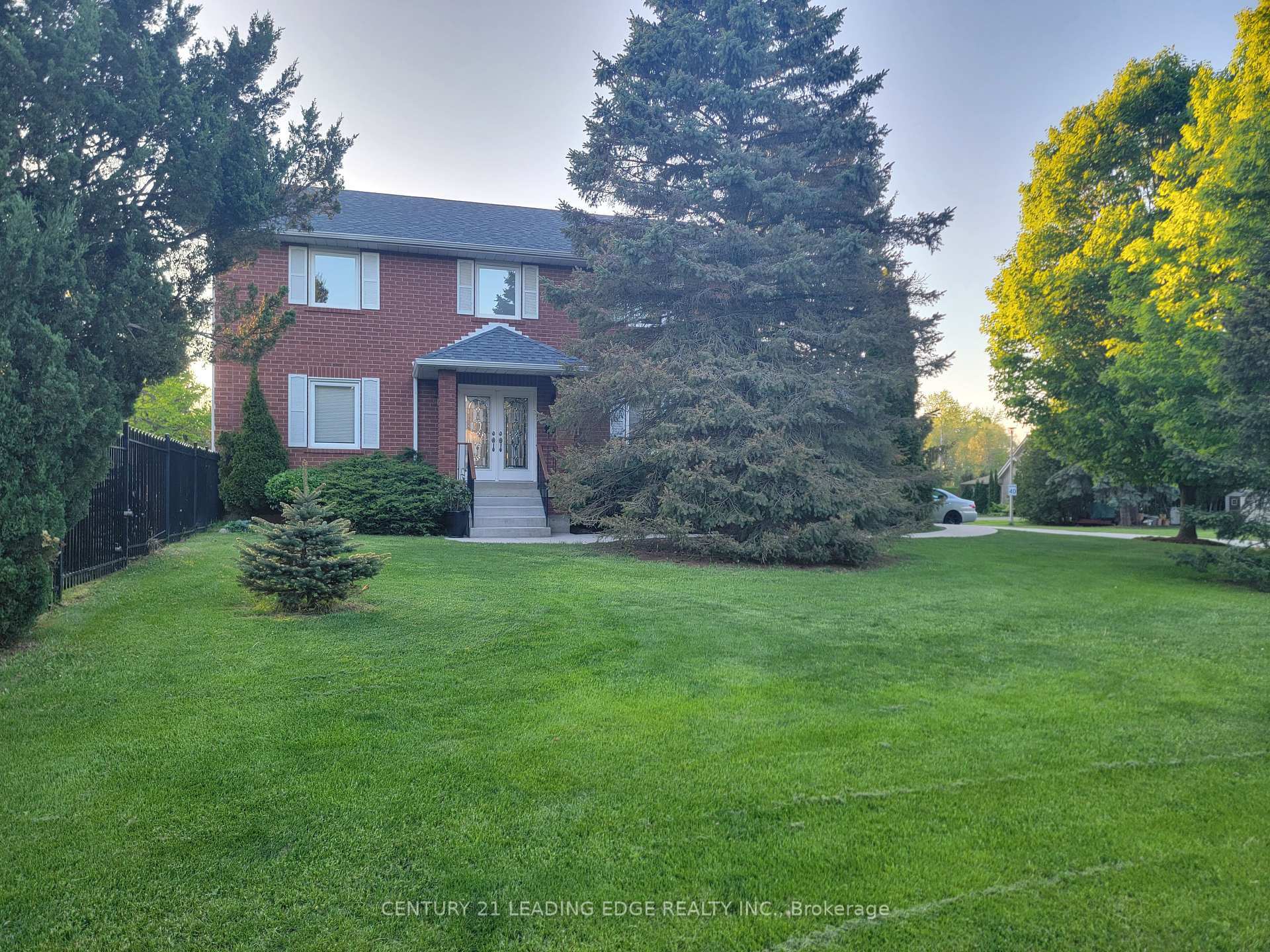 Property Photo: 2 Colleen Crescent ON L7C 1E8