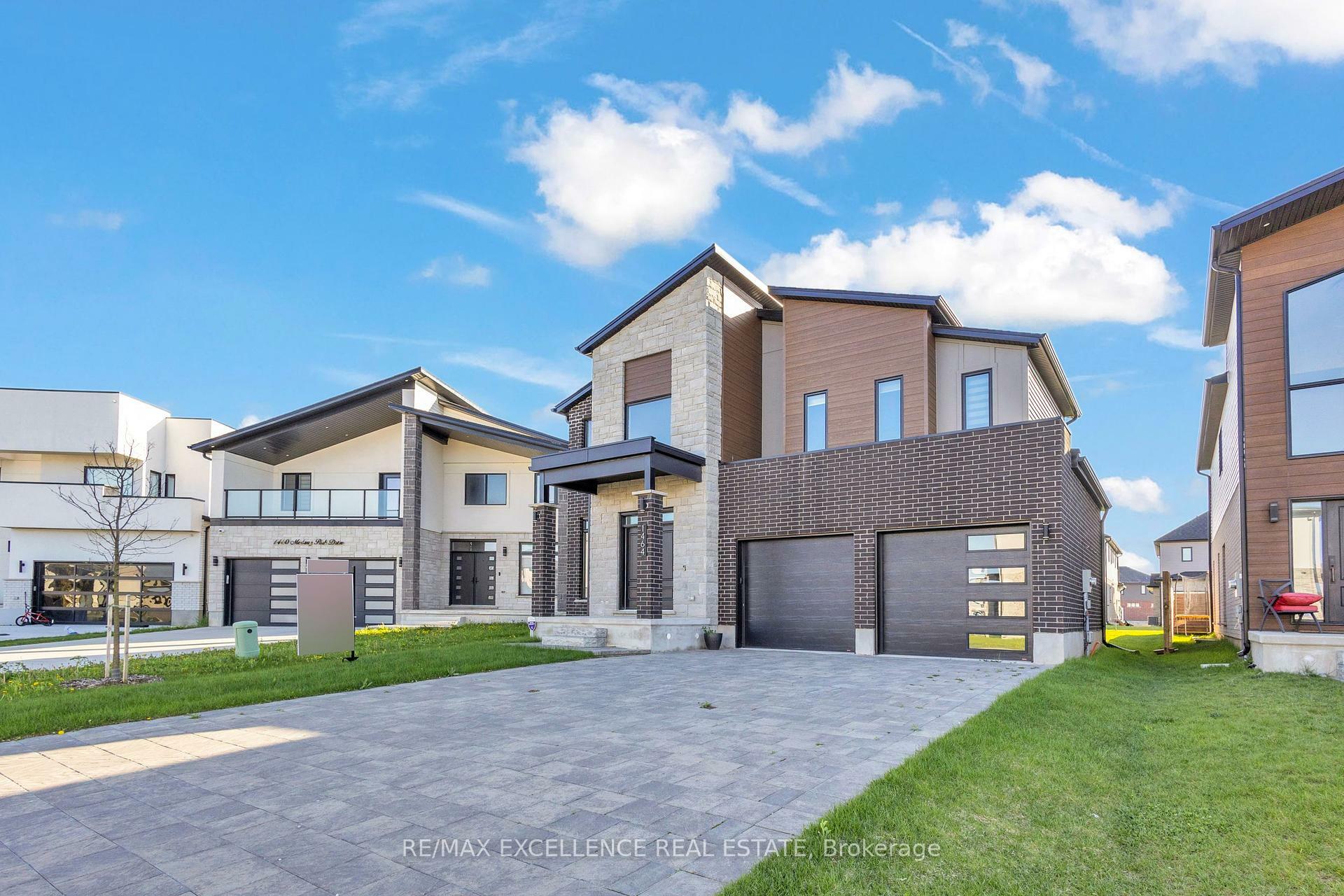 Property Photo: 1464 Medway Park Drive ON N6G 0Z6