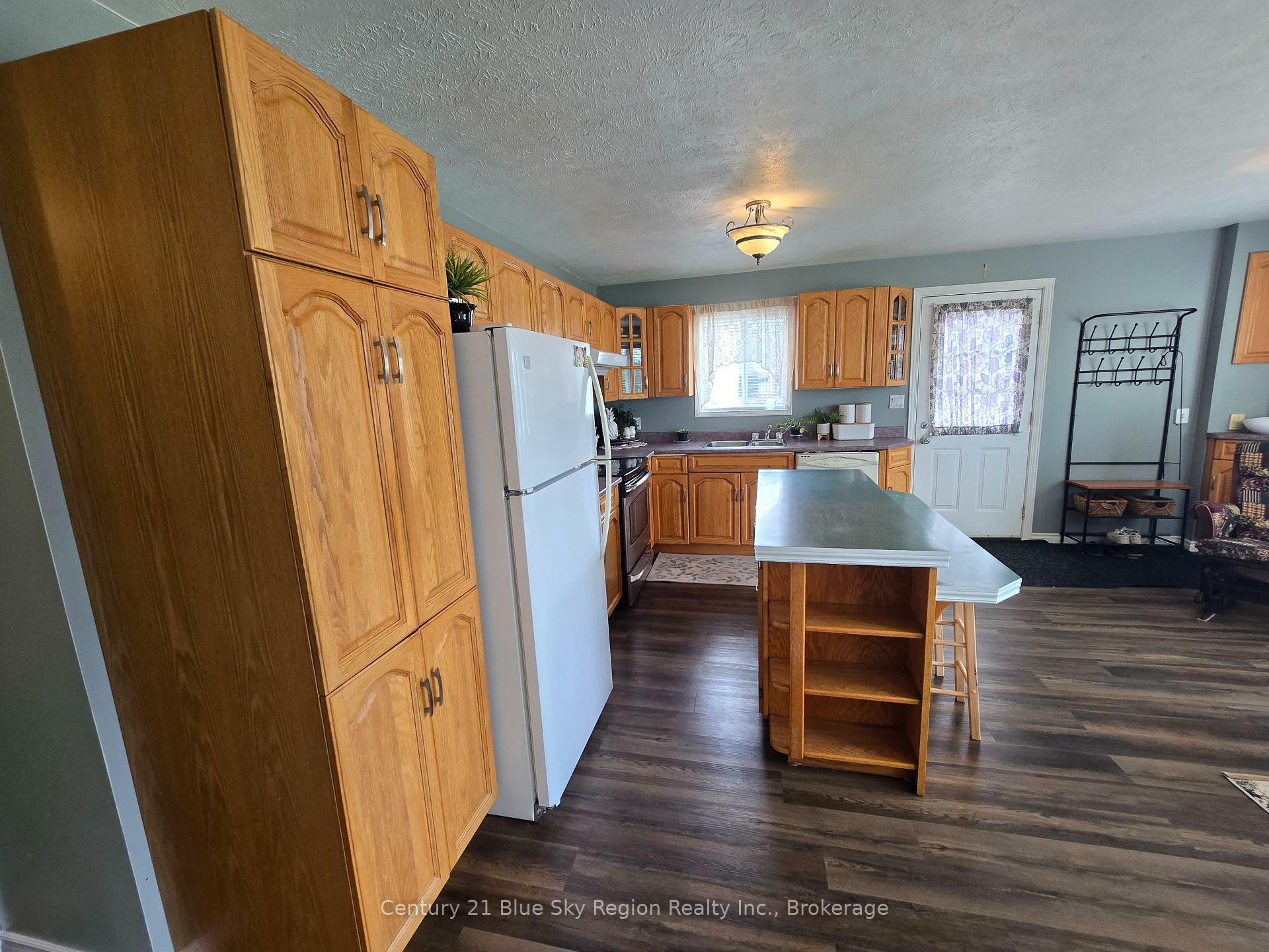 Photo de la propriété: 498 Nipissing Street ON P2B 3E3