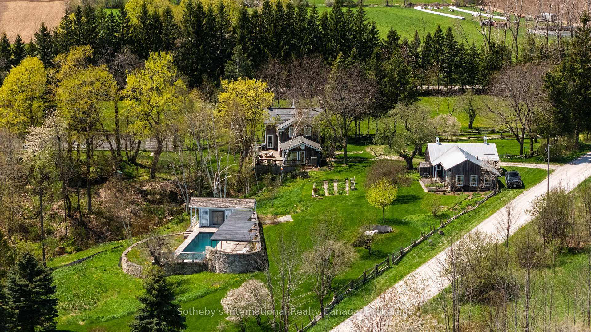 Property Photo: 47014 Old Mail Road ON N4L 1W7