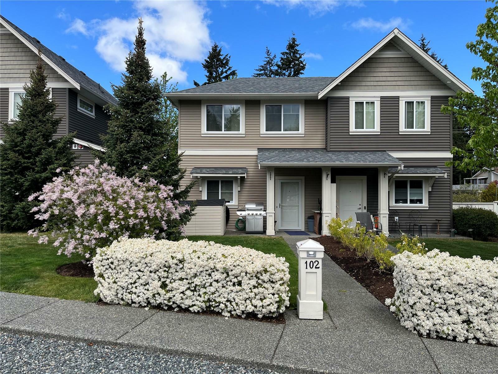 Property Photo: 1675 Crescent View Dr 102 BC V9S 0A8