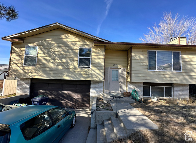 Property Photo: 1353 E Lexington Dr UT 84092